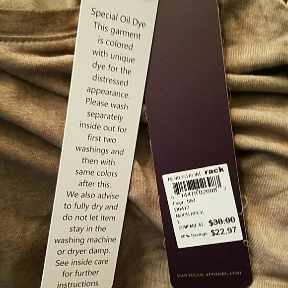 NWT Dantelle Distressed Lace Sleeve T - L - Picture 6 of 6